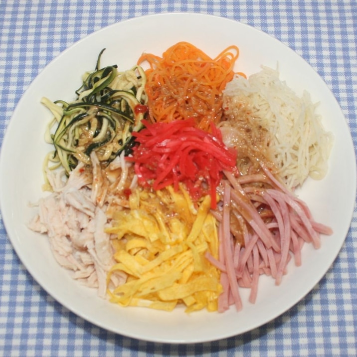 ドライベジタブル麺☆乾燥野菜麺で冷やし中華ごまだれ